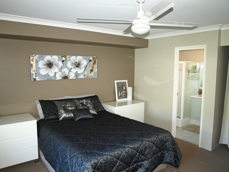 222 Tapper Road, Atwell WA 6164