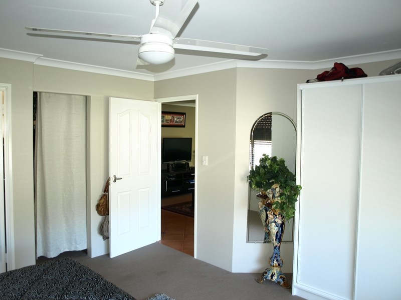 222 Tapper Road, Atwell WA 6164