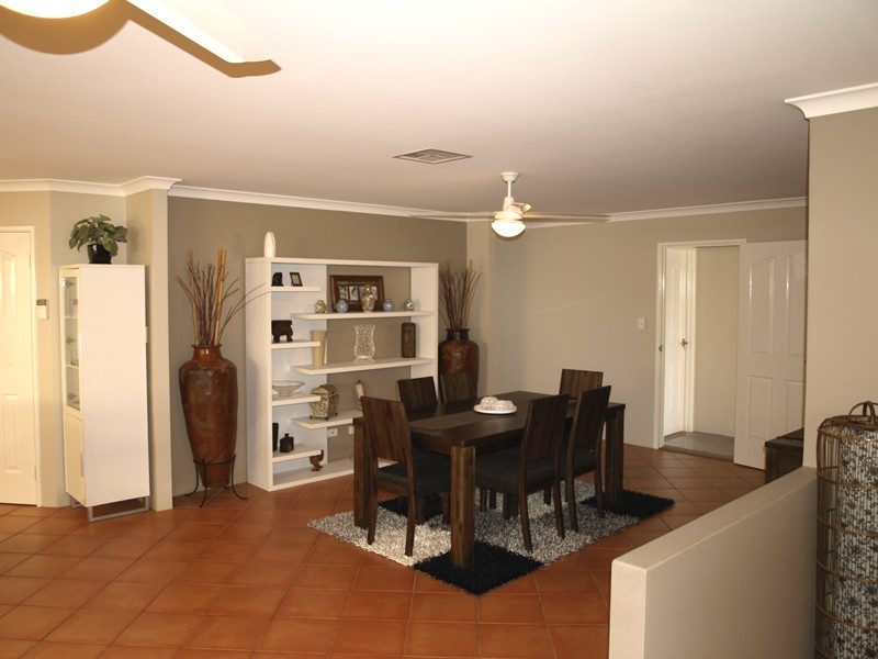 222 Tapper Road, Atwell WA 6164