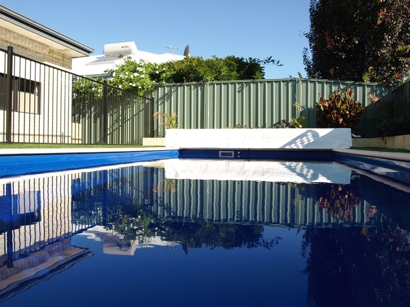 222 Tapper Road, Atwell WA 6164