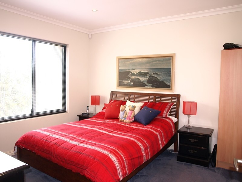 3 Wilmot Close, Atwell WA 6164