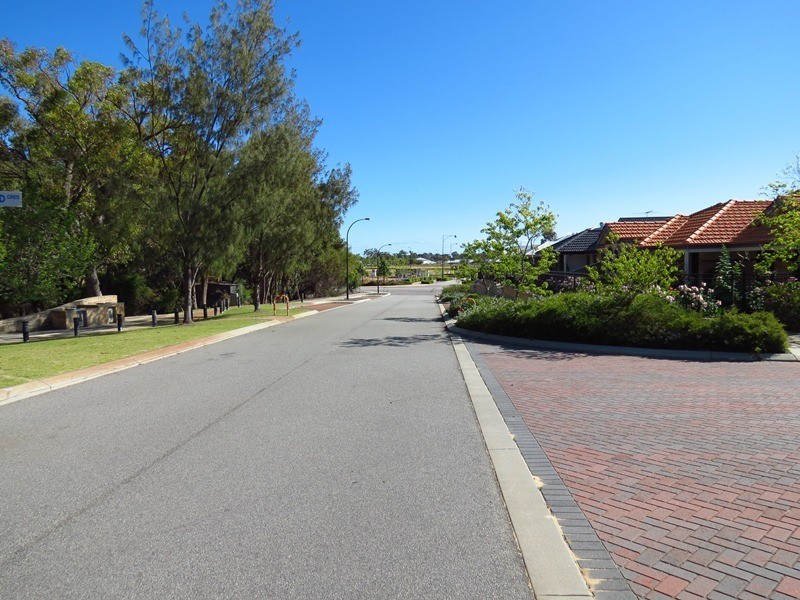 50 Abingdon Crescent, Wellard WA 6170