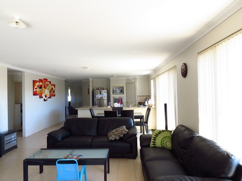 50 Abingdon Crescent, Wellard WA 6170