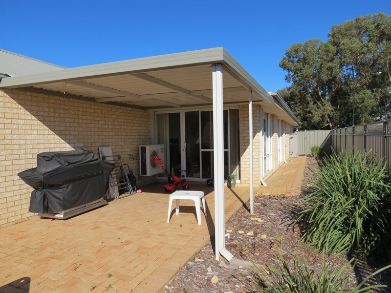 50 Abingdon Crescent, Wellard WA 6170