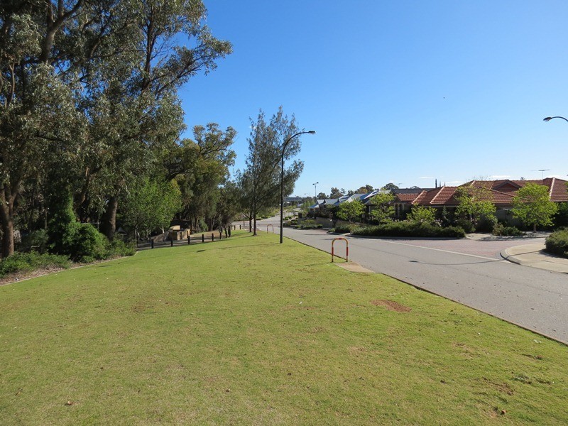 50 Abingdon Crescent, Wellard WA 6170