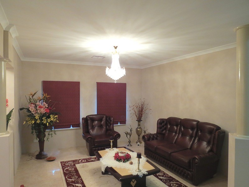 15 Chicladoo Close, Canning Vale WA 6155