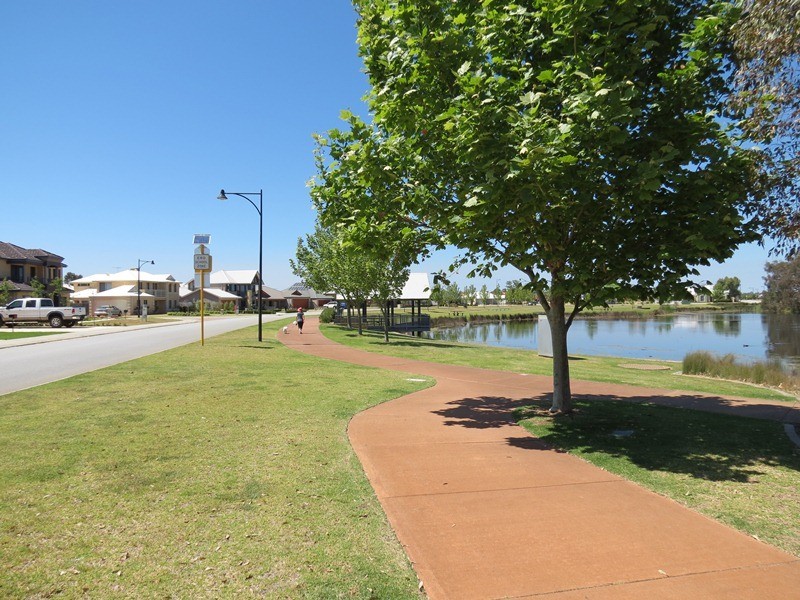 47 Aurora Drive, Atwell WA 6164