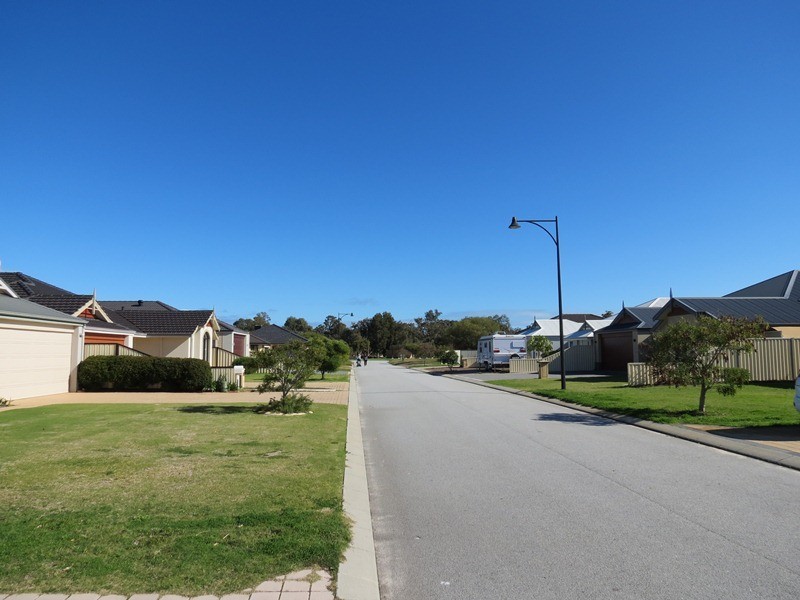 12 Meerup Drive, Success WA 6164