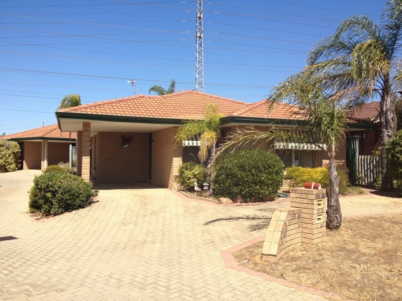 4/16 Rambutan Place, South Lake WA 6164