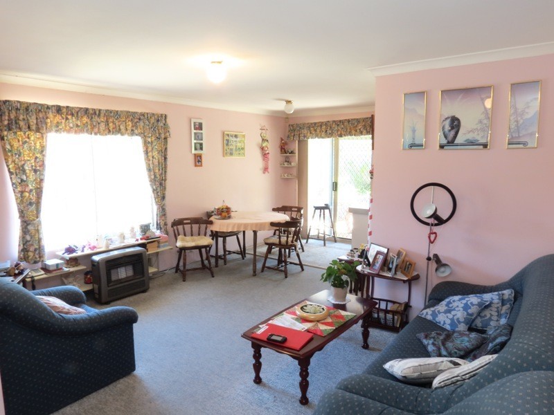 4/16 Rambutan Place, South Lake WA 6164