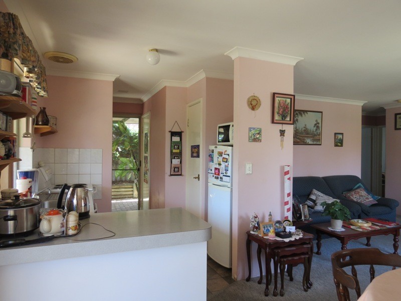 4/16 Rambutan Place, South Lake WA 6164