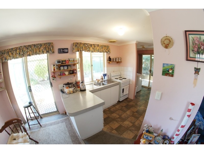 4/16 Rambutan Place, South Lake WA 6164