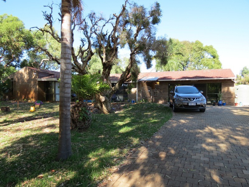 426 Taylor Road, Forrestdale WA 6112