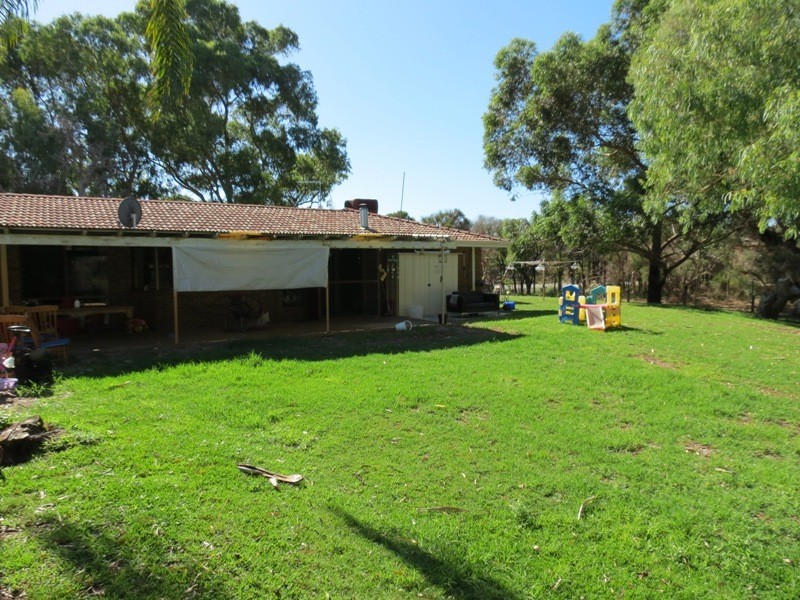 426 Taylor Road, Forrestdale WA 6112
