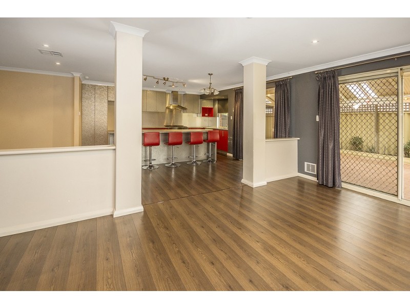 100 Brenchley Drive, Atwell WA 6164