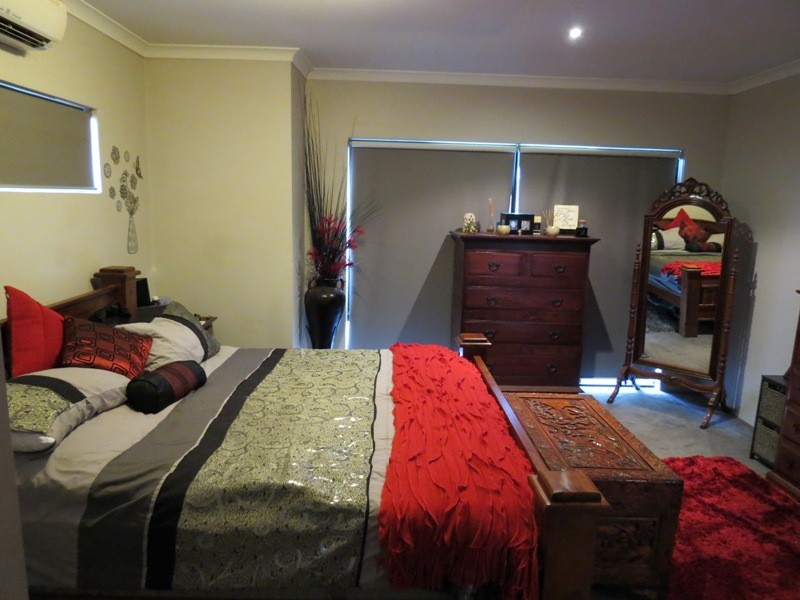 8 Ringwood Loop, Wellard WA 6170