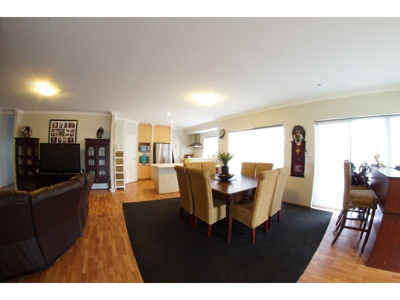 8 Ringwood Loop, Wellard WA 6170