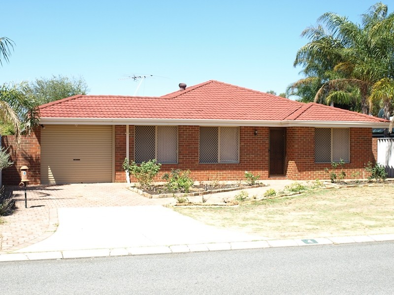 4 Lombe Gardens, Atwell WA 6164