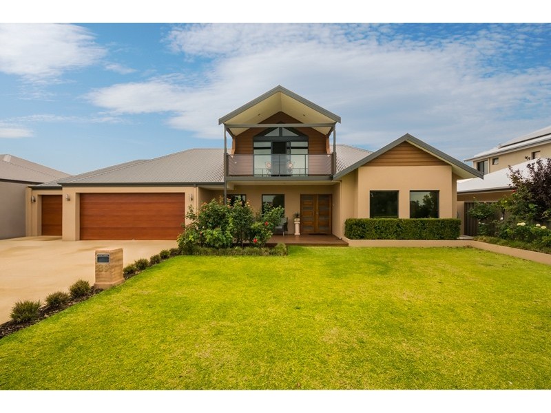 89 Aurora Drive, Atwell WA 6164