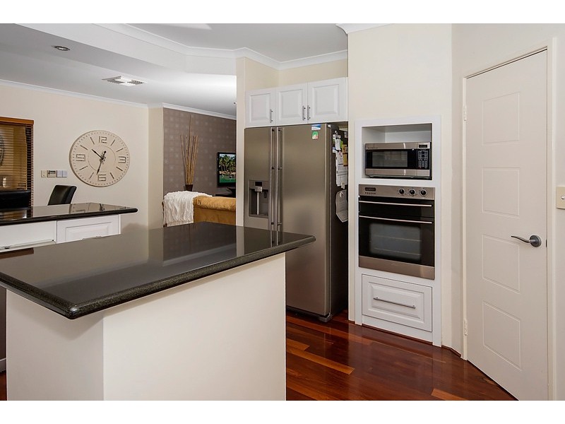 89 Aurora Drive, Atwell WA 6164