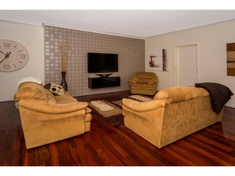 89 Aurora Drive, Atwell WA 6164