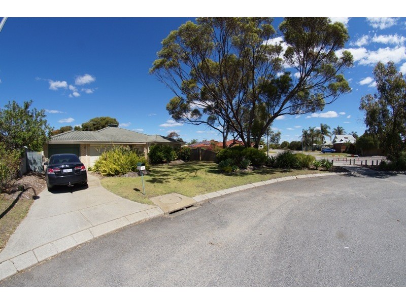 18 Daley Close, Atwell WA 6164