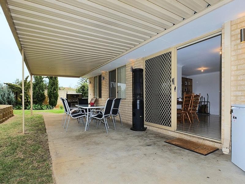 18 Daley Close, Atwell WA 6164