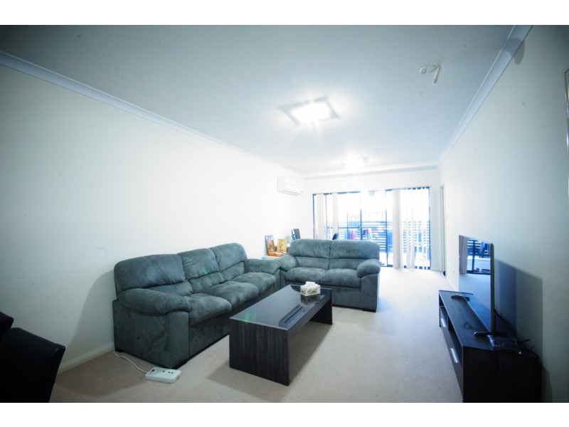 2/9 Linkage Avenue, Cockburn Central WA 6164