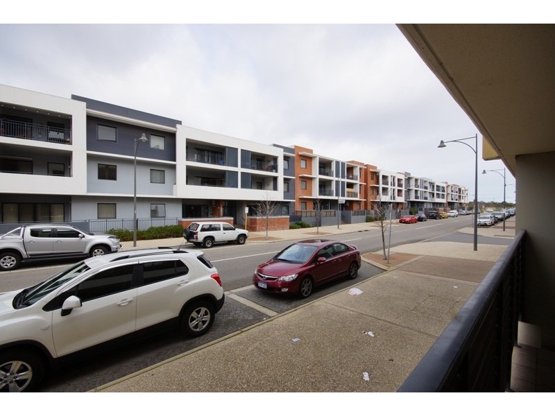 2/9 Linkage Avenue, Cockburn Central WA 6164