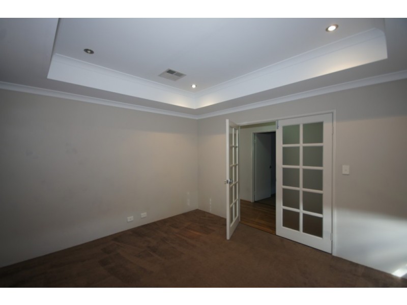 23 Aurora Drive, Atwell WA 6164