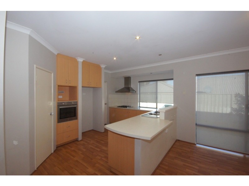 8 Ringwood Loop, Wellard WA 6170