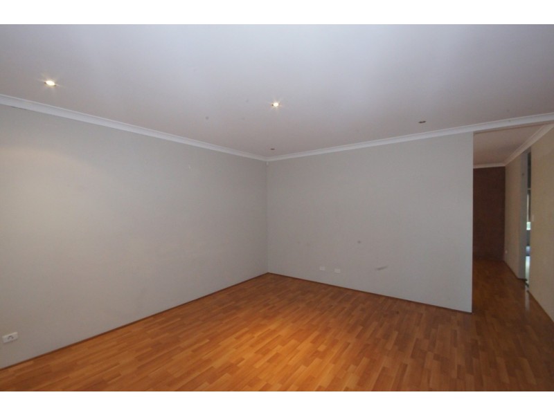 8 Ringwood Loop, Wellard WA 6170