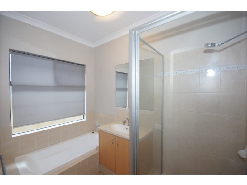 8 Ringwood Loop, Wellard WA 6170