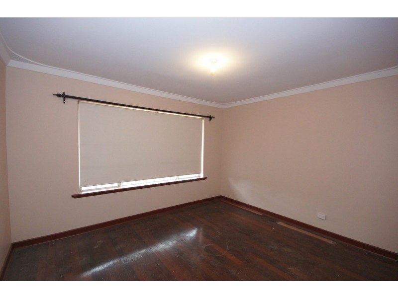 16A Mandogalup Road, Mandogalup WA 6167