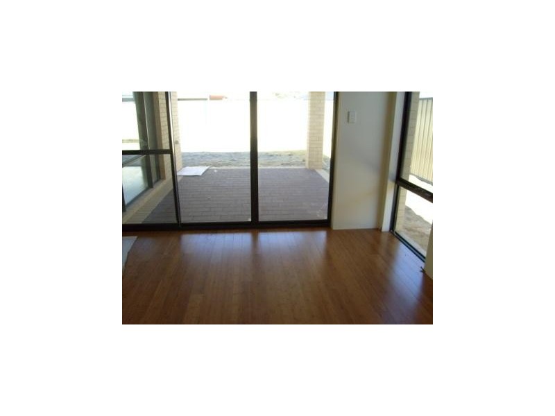 2 Crossville Way, Success WA 6164