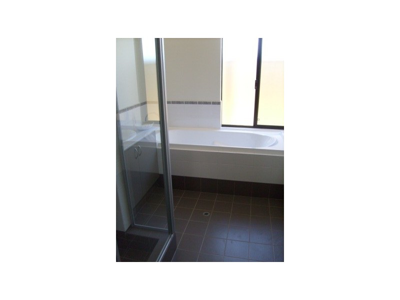 2 Crossville Way, Success WA 6164