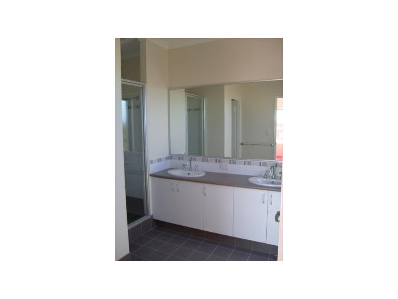 2 Crossville Way, Success WA 6164