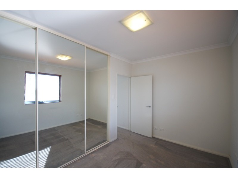 Unit 52/2 Stockton Bend, Cockburn Central WA 6164