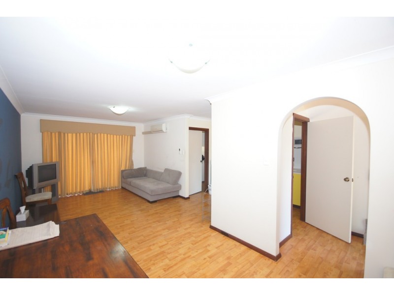 Room 3 9/79 MacLeod Road, Applecross WA 6153