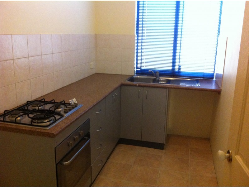 7B Lanao way, Atwell WA 6164