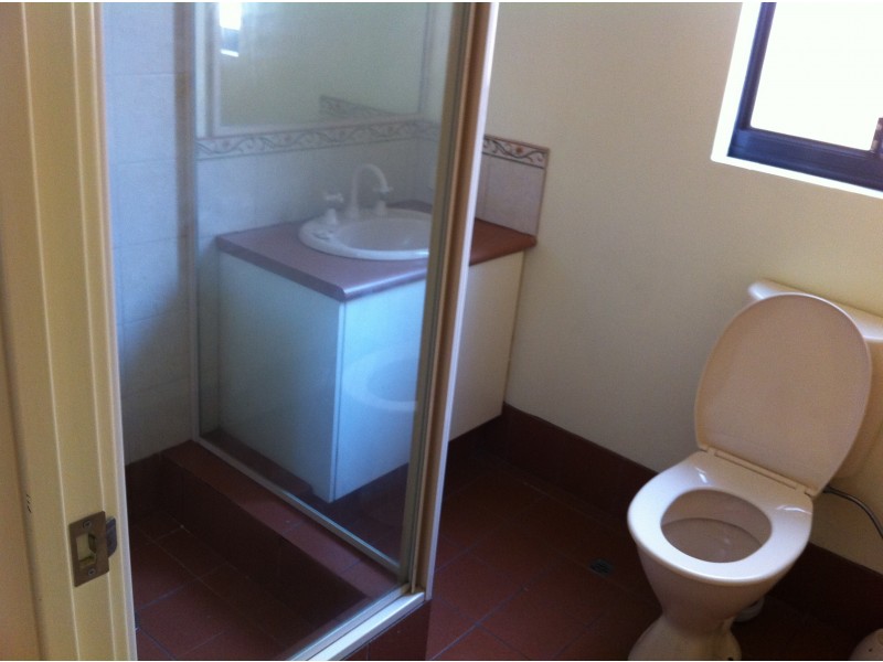 7B Lanao way, Atwell WA 6164