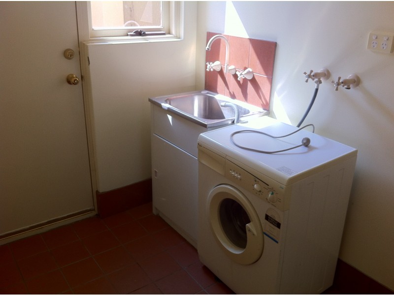 7B Lanao way, Atwell WA 6164