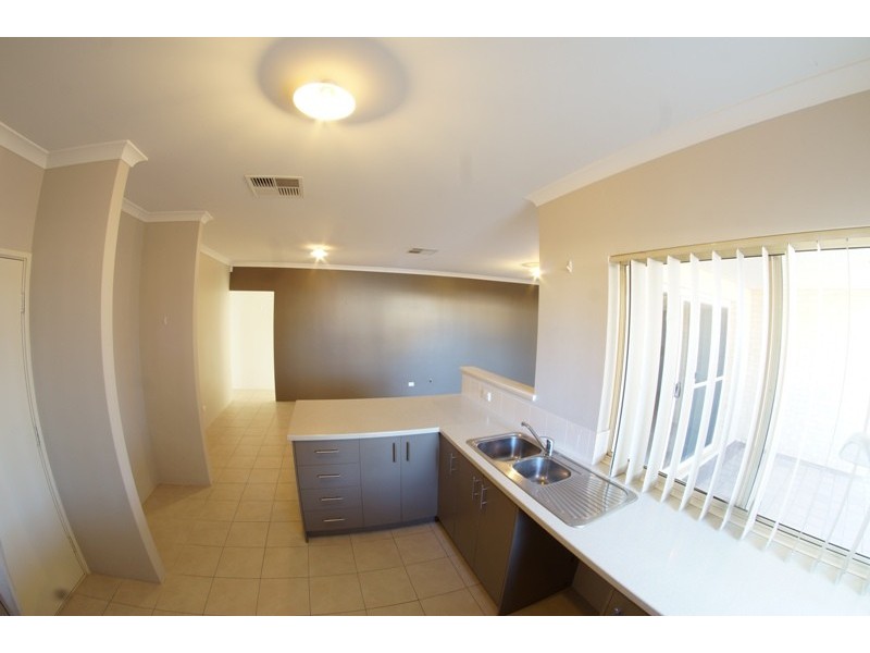 1 Mala Way, Success WA 6164