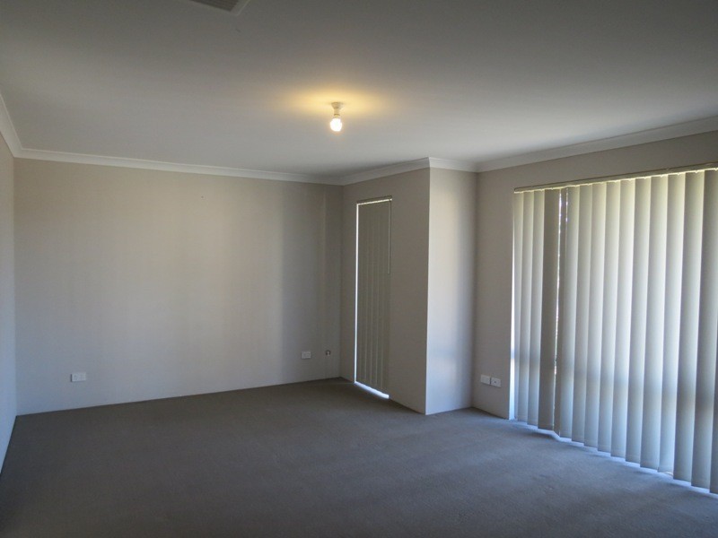 1 Mala Way, Success WA 6164