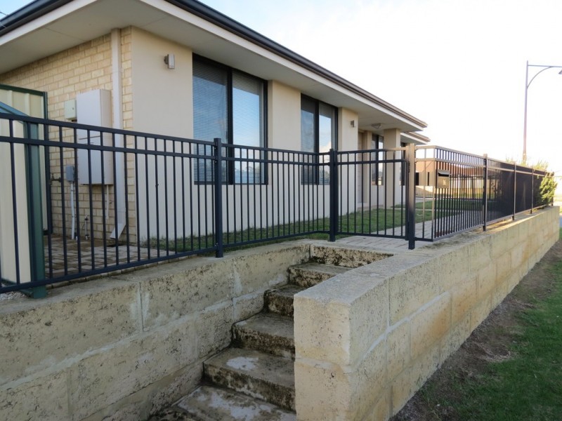 36 Botany Pde, Hammond Park WA 6164