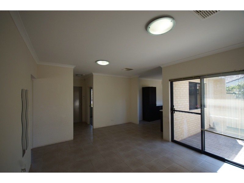 LEASED!!! 1/19 Pittwater Way, Success WA 6164