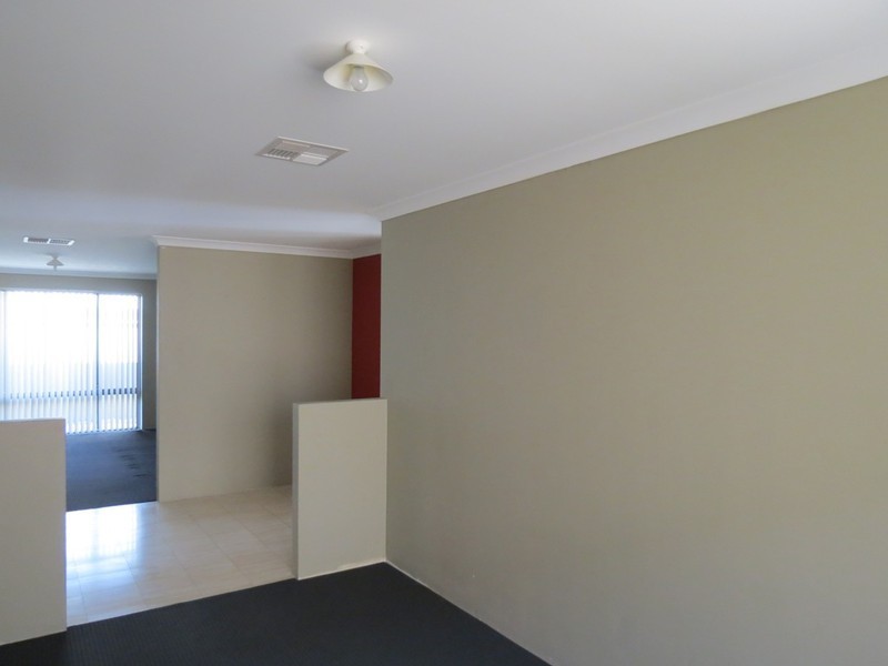 5 Fareham Crescent, Wellard WA 6170