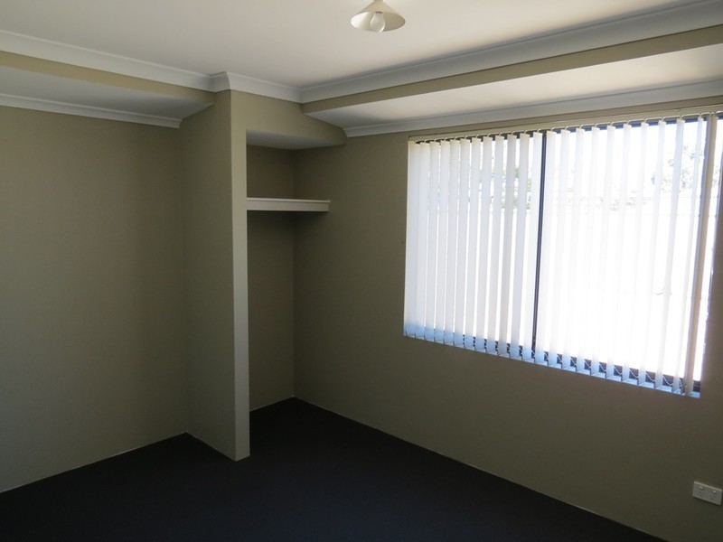 5 Fareham Crescent, Wellard WA 6170