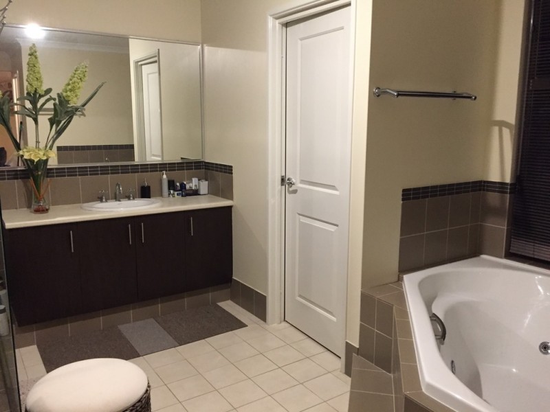 LEASED!!! 28 Patchouli Cct, Atwell WA 6164