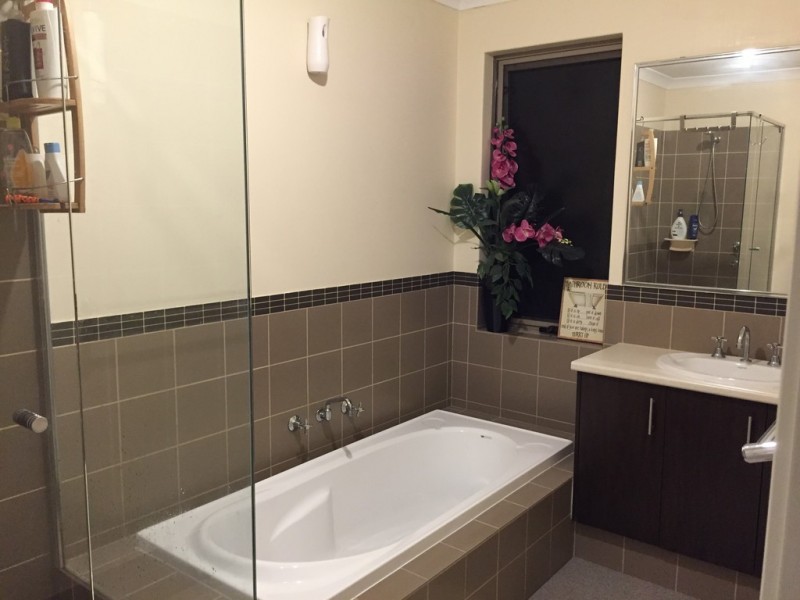 LEASED!!! 28 Patchouli Cct, Atwell WA 6164